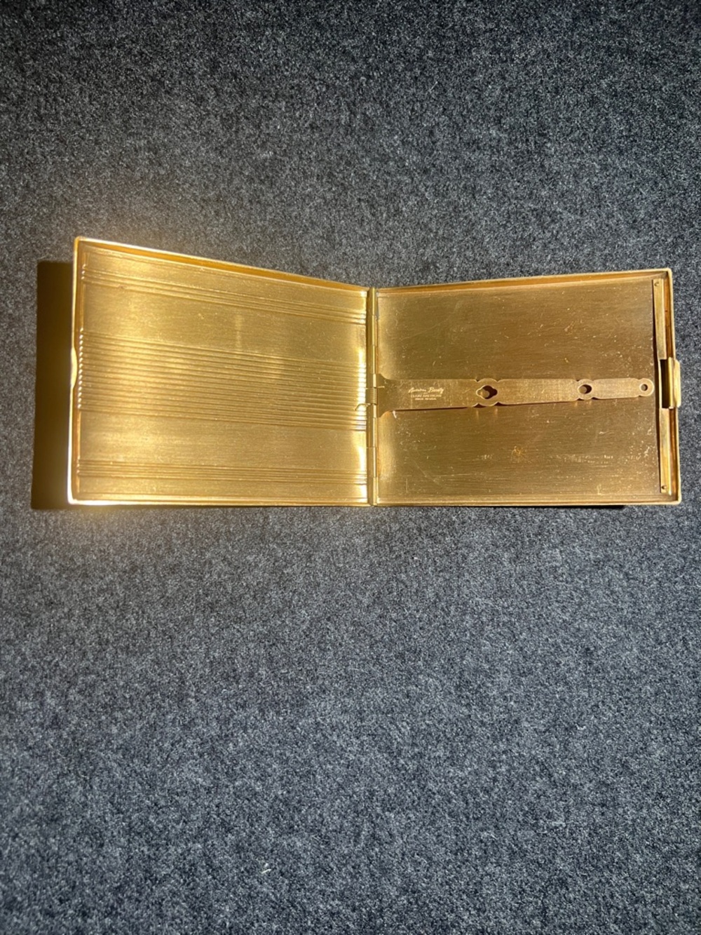 1940 Elgin American "American Beauty" Cigarette Case Fine-Line Gold-Tone Art Dec